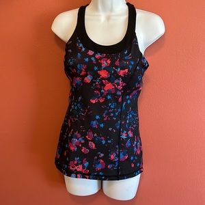 Lululemon athletic top